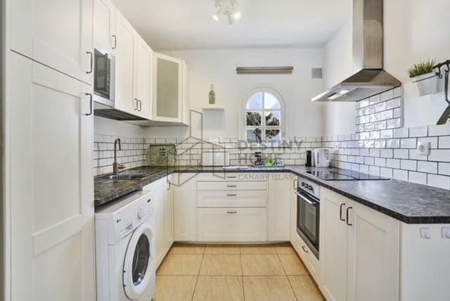 2 bedroom Villa for sale in Corralejo, La Oliva with pool - € 545,000 (Ref: 9607556)