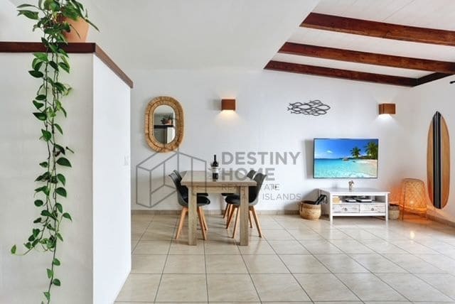 2 makuuhuone Huvila myytävänä paikassa Corralejo mukana uima-altaan - 545 000 € (Ref: 9607556)