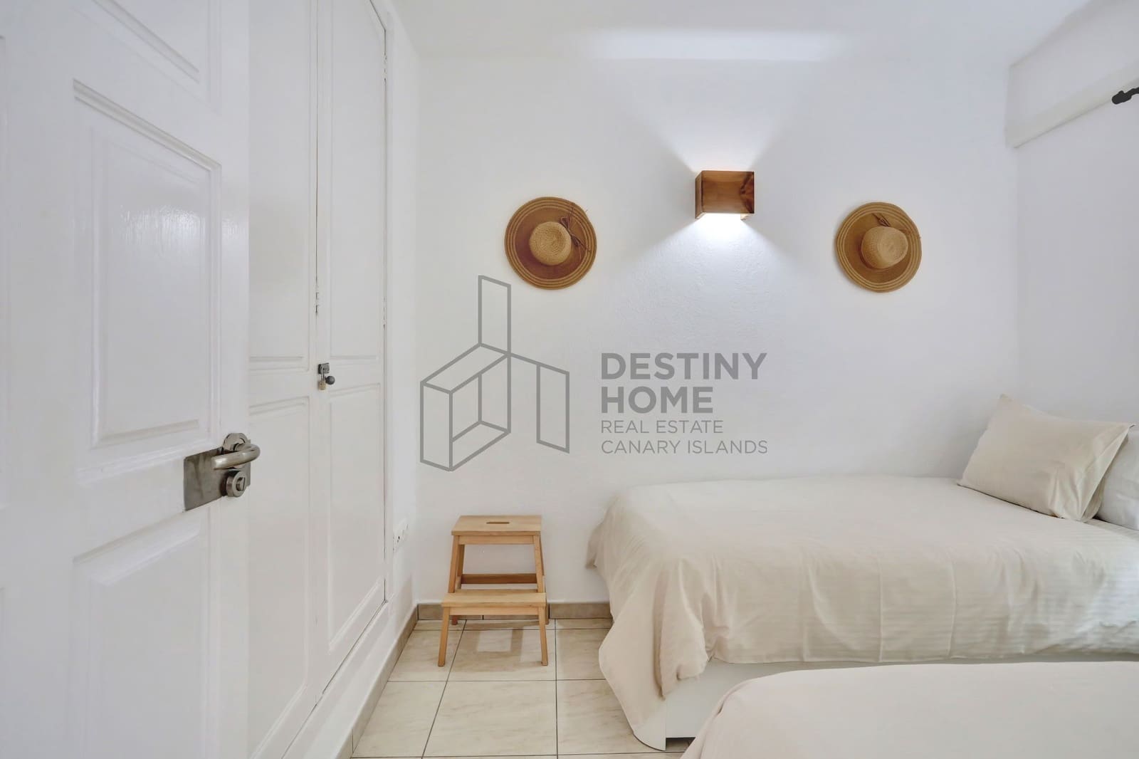 2 makuuhuone Huvila myytävänä paikassa Corralejo mukana uima-altaan - 545 000 € (Ref: 9607556)