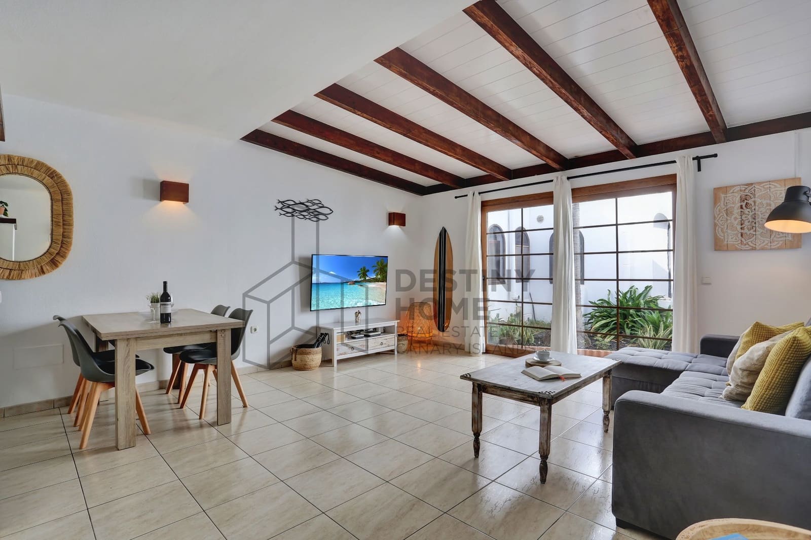 2 makuuhuone Huvila myytävänä paikassa Corralejo mukana uima-altaan - 545 000 € (Ref: 9607556)