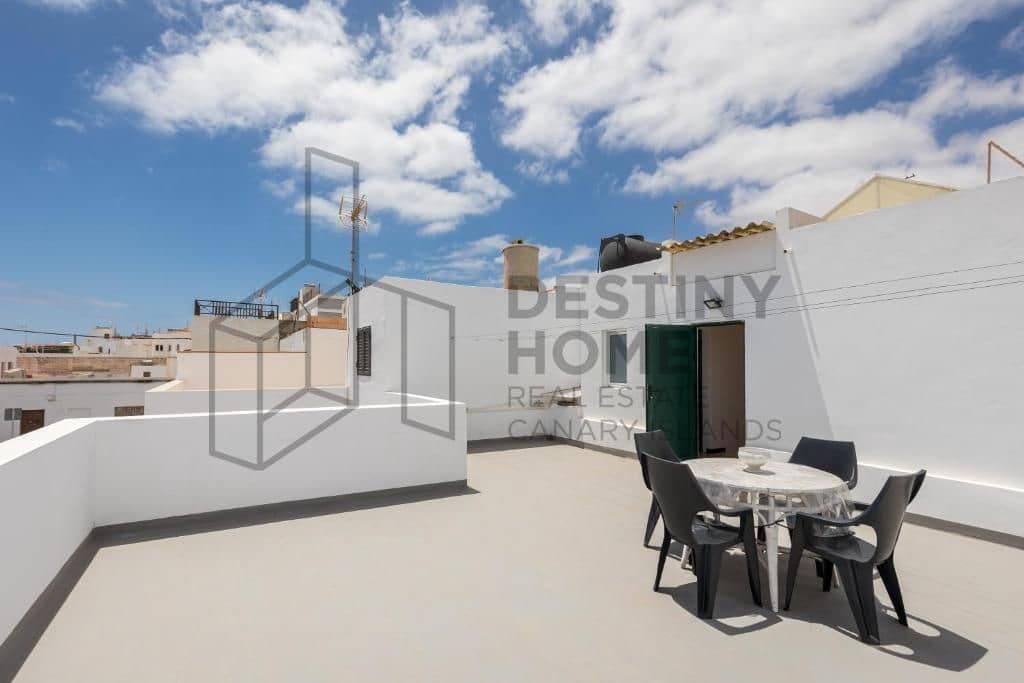 4 Zimmer Doppelhaus zu verkaufen in Puerto del Rosario - 203.000 € (Ref: 9627297)