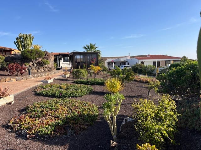 2 sypialnia Willa na sprzedaż w Parque Holandés, La Oliva z garażem - 550 000 € (Ref: 9627298)