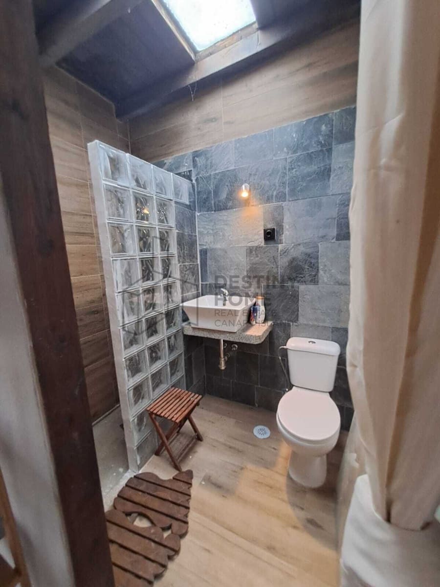 5 bedroom Villa for sale in Puerto del Rosario with pool garage - € 710,000 (Ref: 9651682)