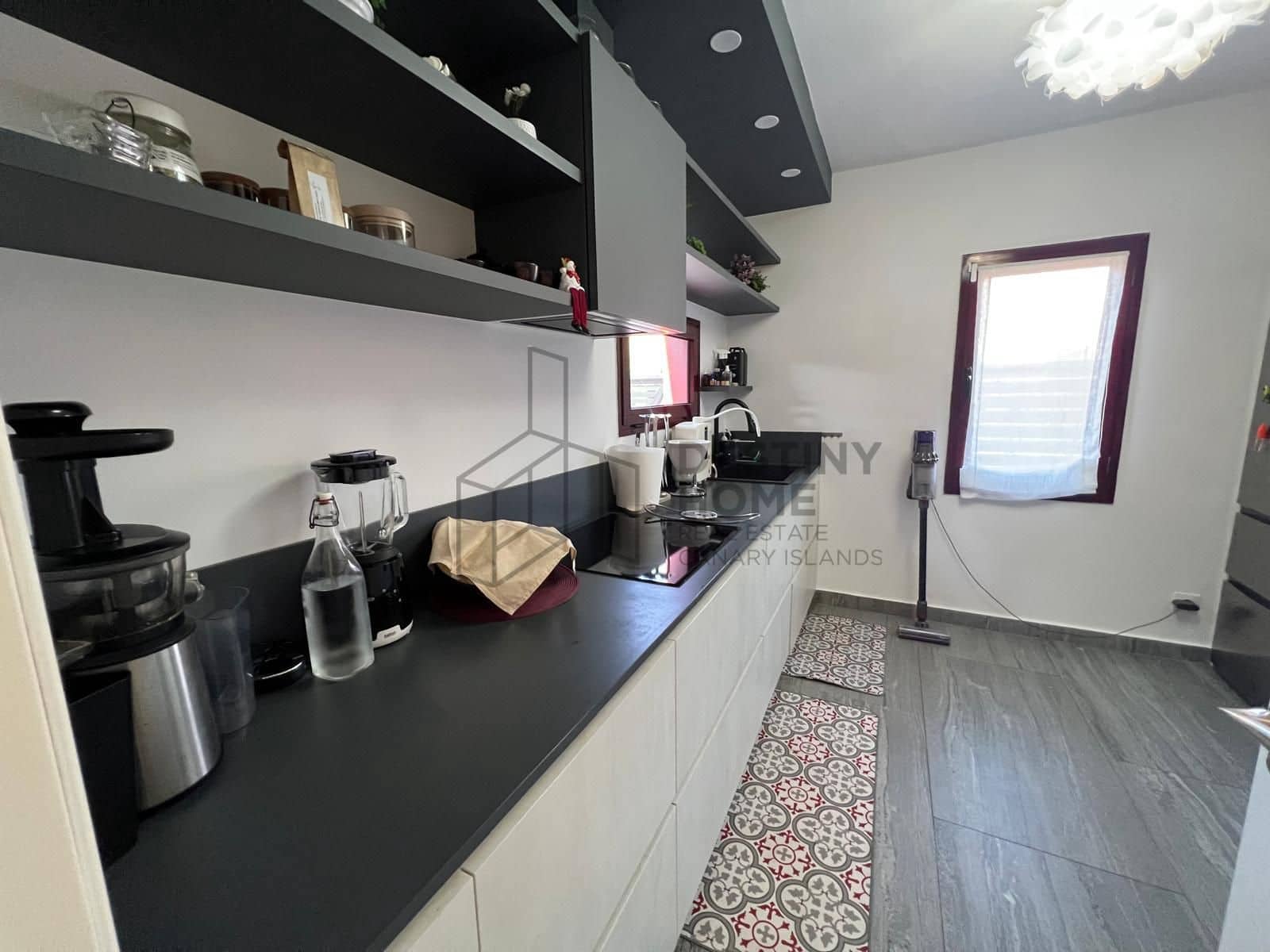 2 soverom Villa til salgs i Corralejo med svømmebasseng garasje - € 425 000 (Ref: 9655725)