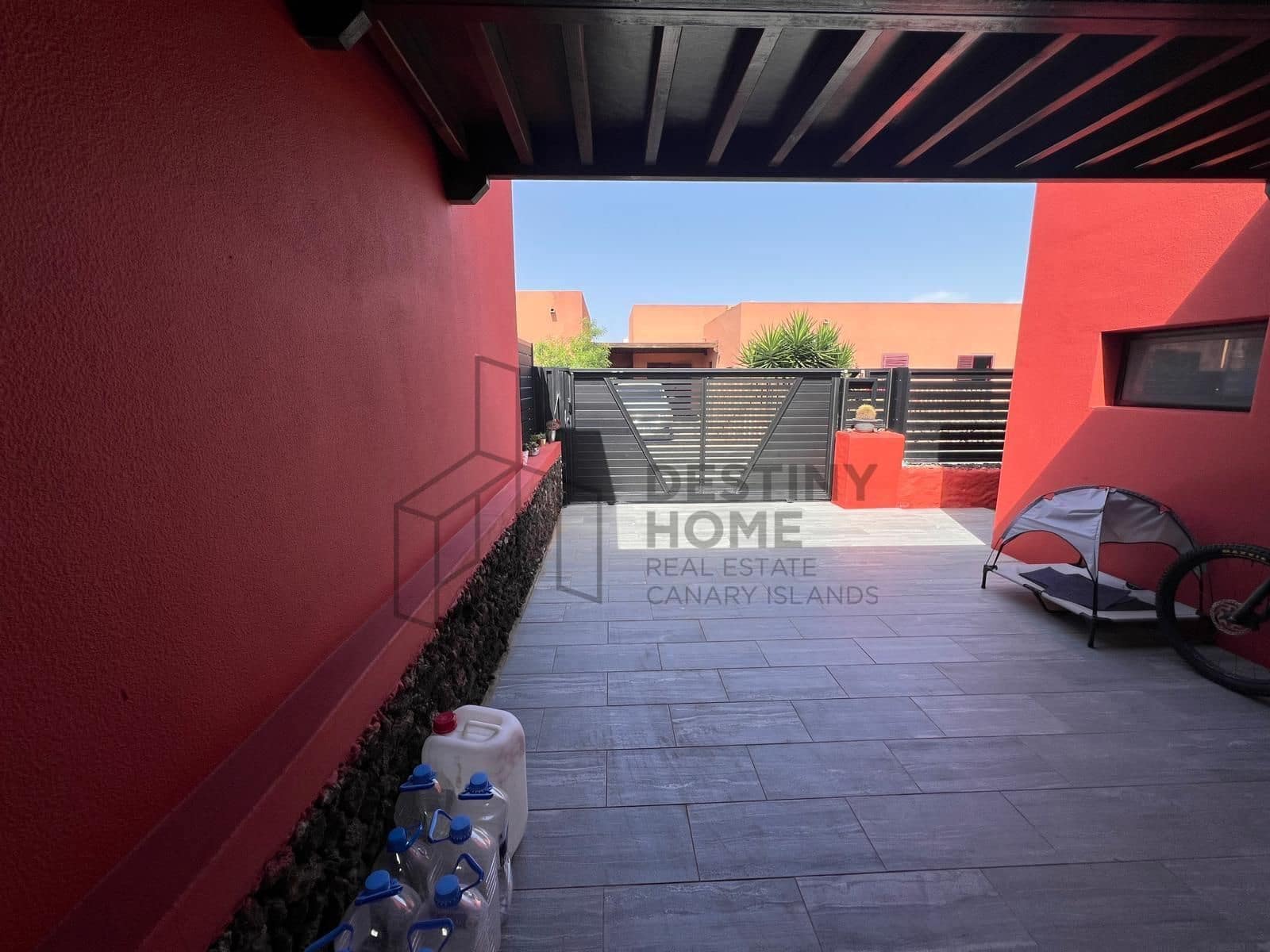 2 soverom Villa til salgs i Corralejo med svømmebasseng garasje - € 425 000 (Ref: 9655725)