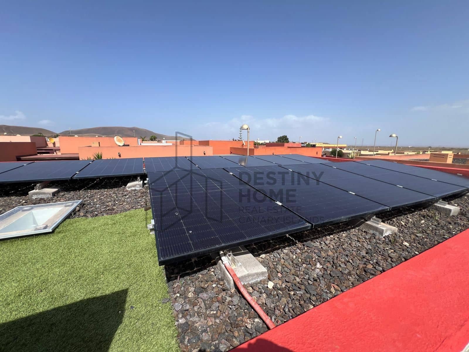 2 soverom Villa til salgs i Corralejo med svømmebasseng garasje - € 425 000 (Ref: 9655725)