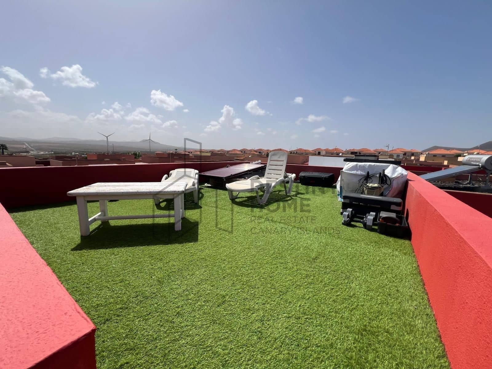 2 soverom Villa til salgs i Corralejo med svømmebasseng garasje - € 425 000 (Ref: 9655725)