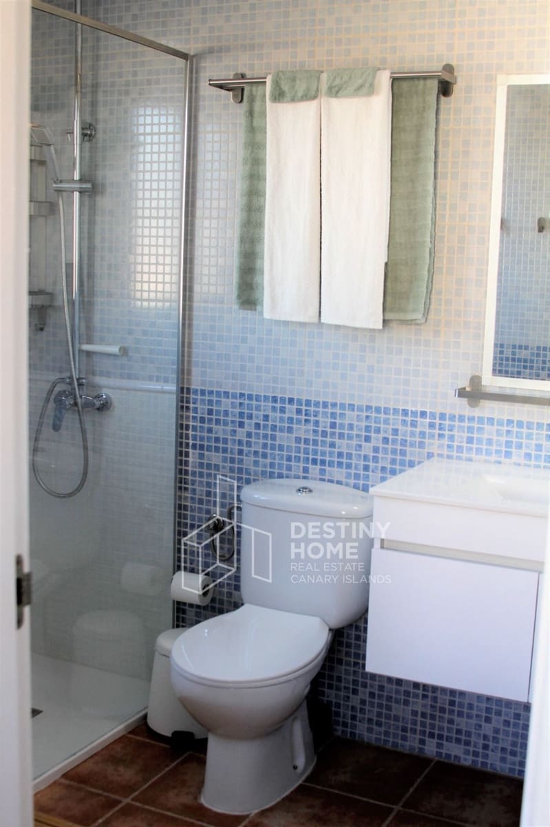 1 sypialnia Dom na sprzedaż w Corralejo z basenem garażem - 195 000 € (Ref: 9670095)