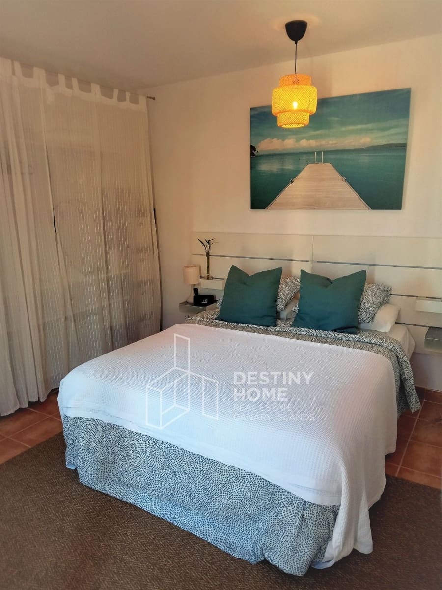 1 sypialnia Dom na sprzedaż w Corralejo z basenem garażem - 195 000 € (Ref: 9670095)