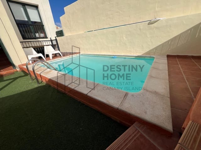 4 bedroom Villa for sale in Corralejo, La Oliva with pool - € 470,000 (Ref: 9698681)