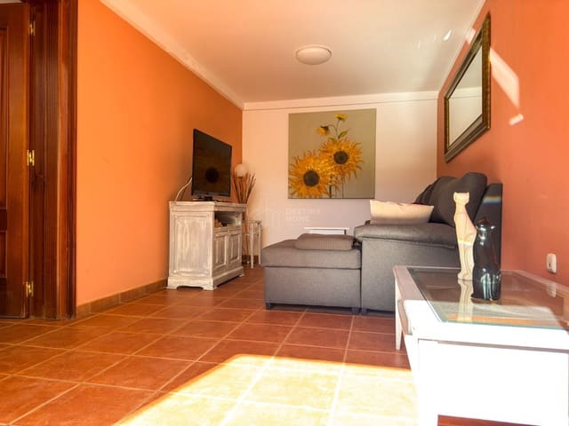 4 sypialnia Willa na sprzedaż w Corralejo, La Oliva z basenem - 420 000 € (Ref: 9698681)