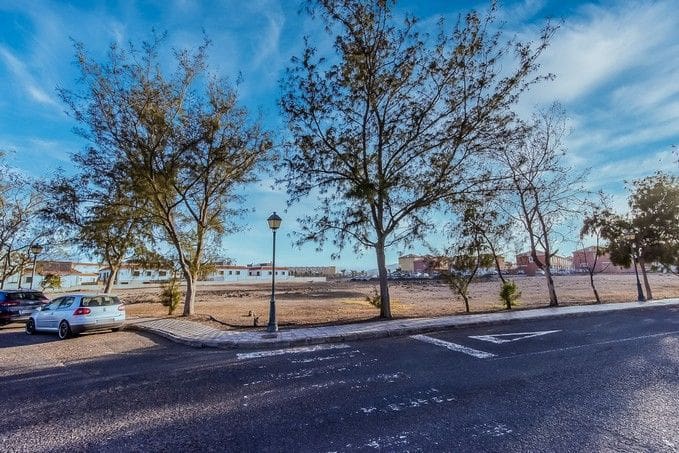 Building Plot for sale in La Oliva - € 630,000 (Ref: 9726413)