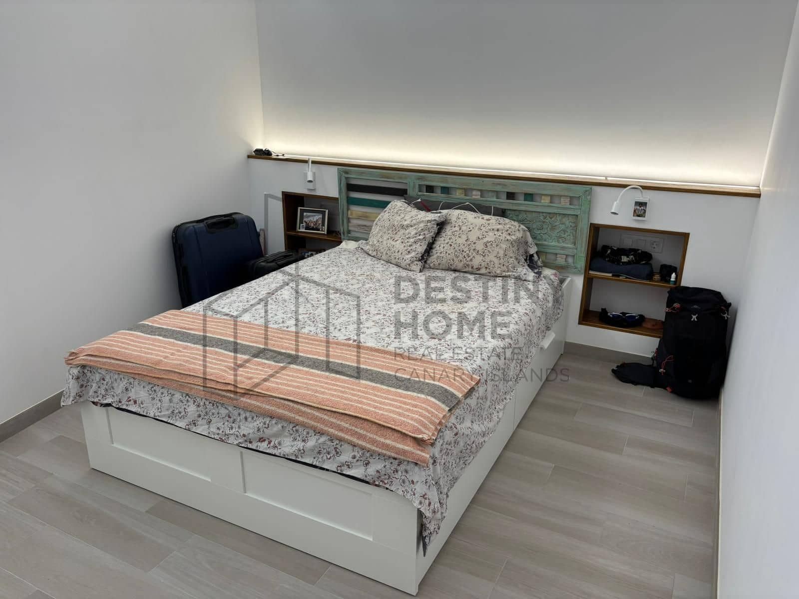 1 bedroom Commercial for sale in Corralejo - € 150,000 (Ref: 9747705)