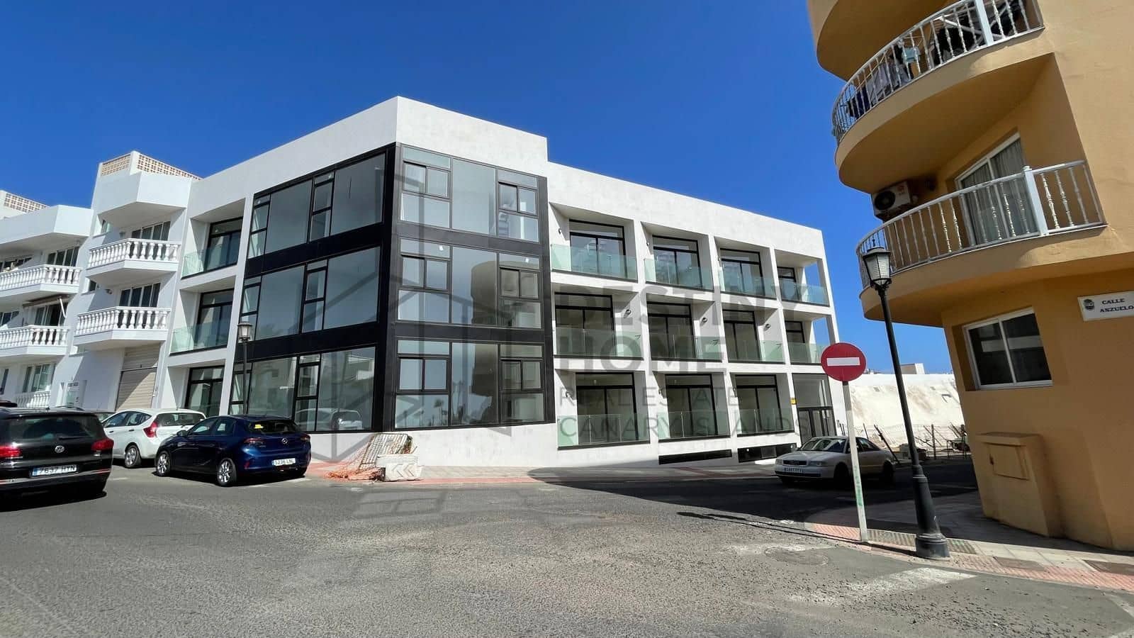 1 bedroom Commercial for sale in Corralejo - € 150,000 (Ref: 9747705)