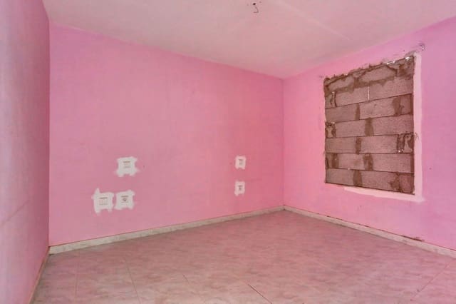 3 soveværelse Byhus til salg i Puerto del Rosario - € 219.000 (Ref: 9780196)