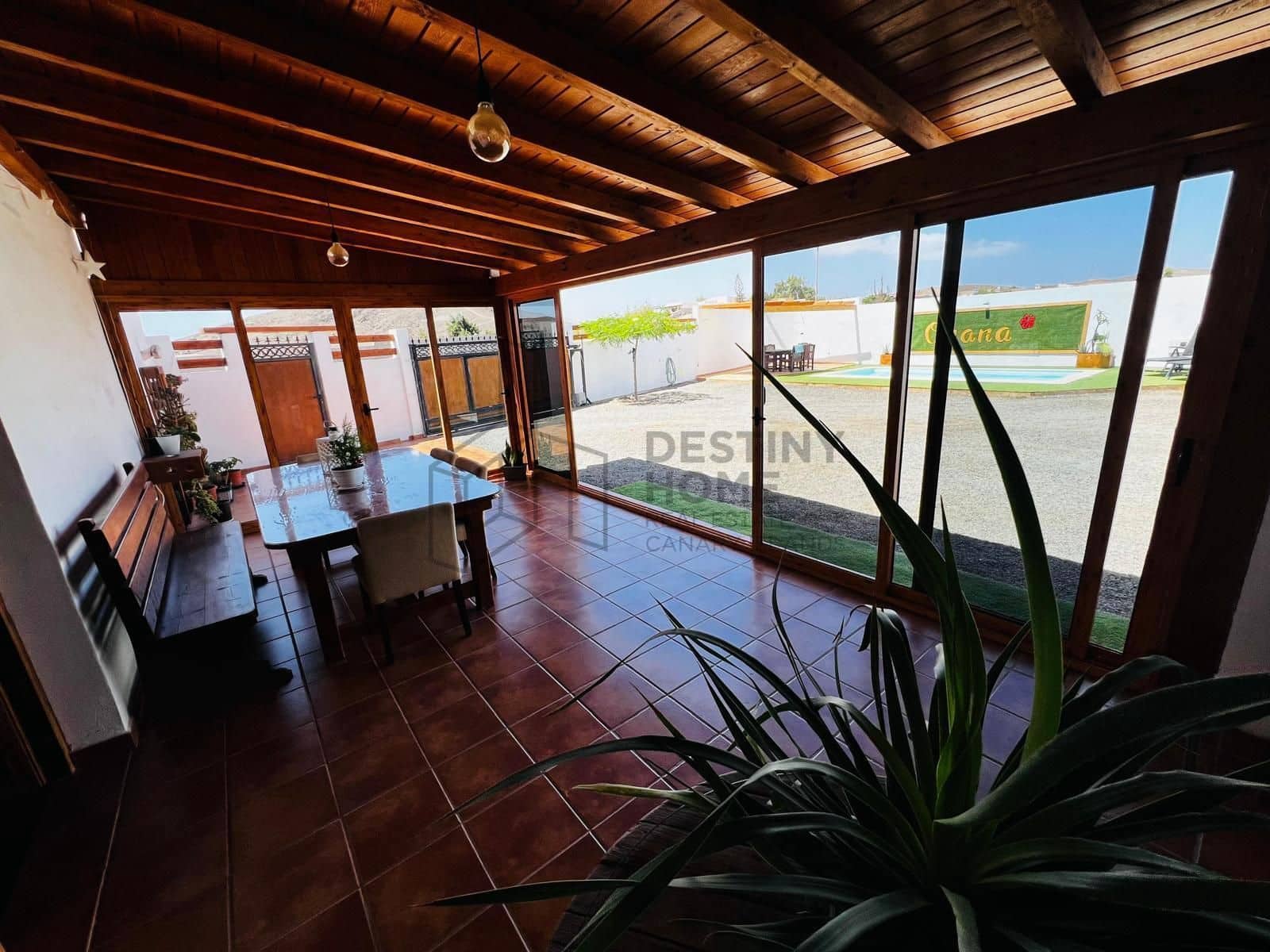 2 sovrum Villa till salu i Tuineje med pool - 347 000 € (Ref: 9798890)