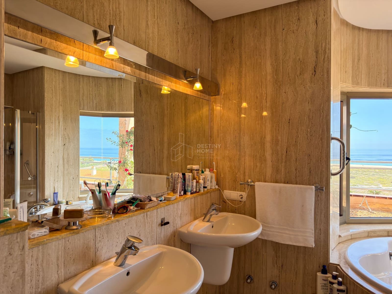 4 quarto Moradia para venda em Morro Jable com piscina garagem - 1 500 000 € (Ref: 9806183)