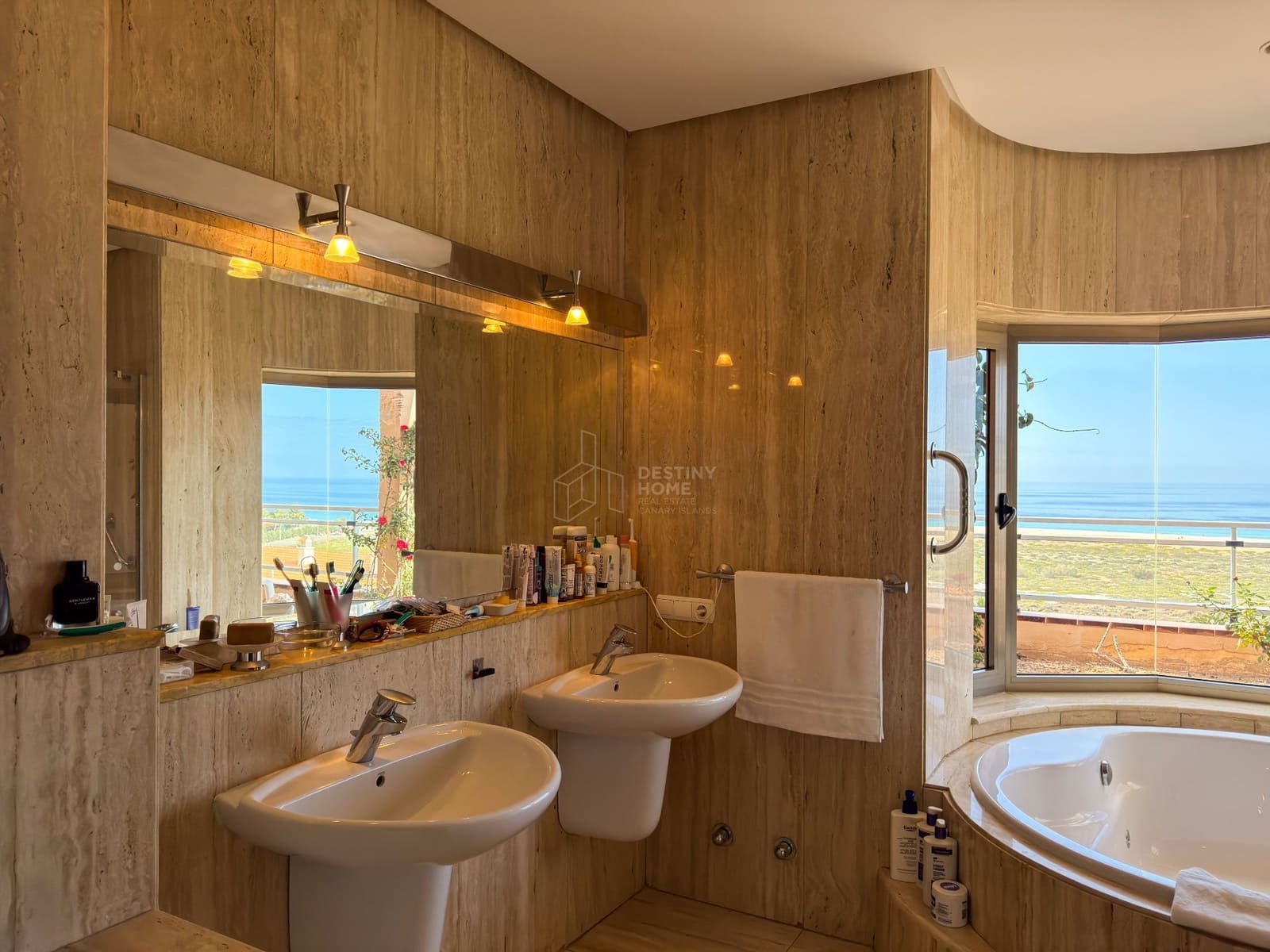 4 quarto Moradia para venda em Morro Jable com piscina garagem - 1 500 000 € (Ref: 9806183)