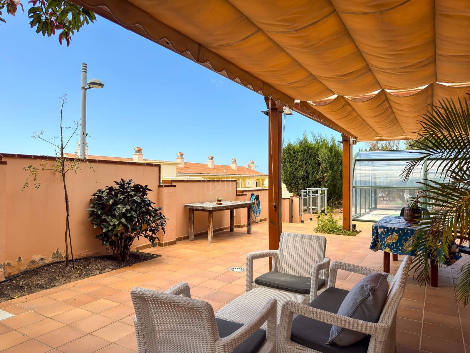 4 quarto Moradia para venda em Morro Jable com piscina garagem - 1 500 000 € (Ref: 9806183)