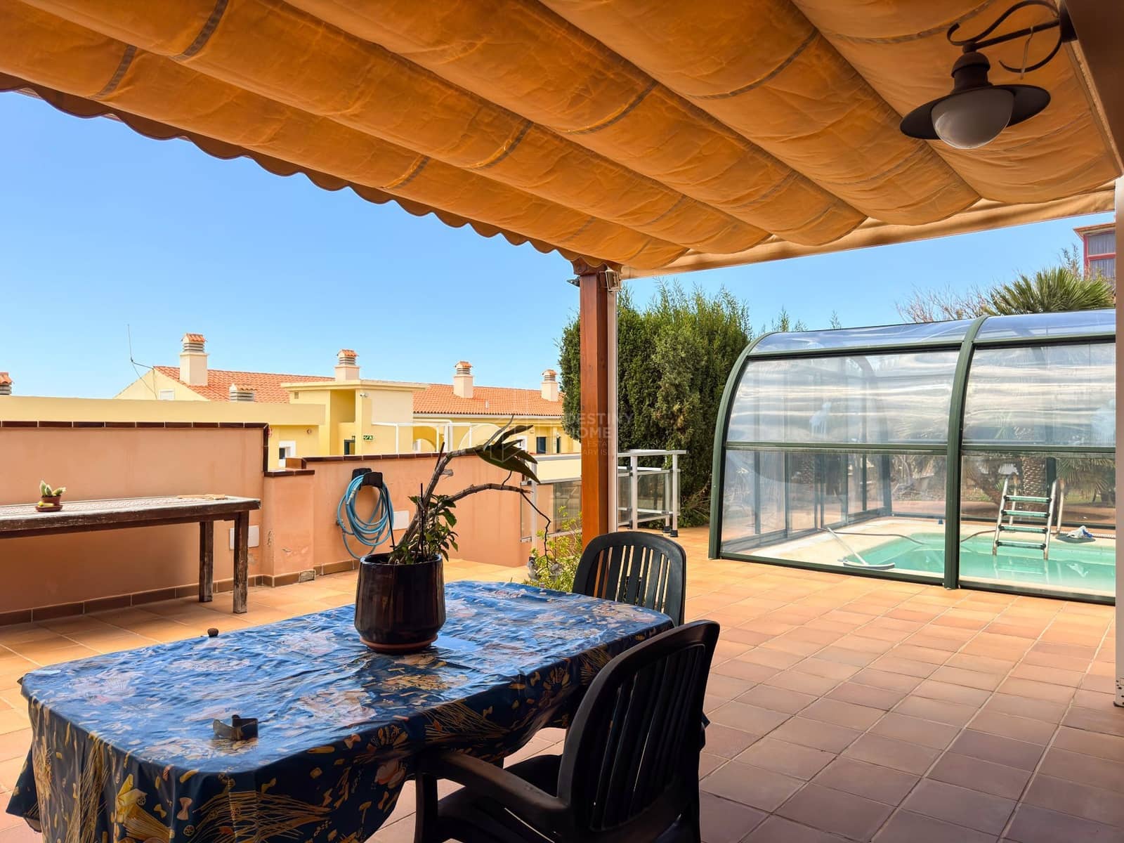 4 quarto Moradia para venda em Morro Jable com piscina garagem - 1 500 000 € (Ref: 9806183)