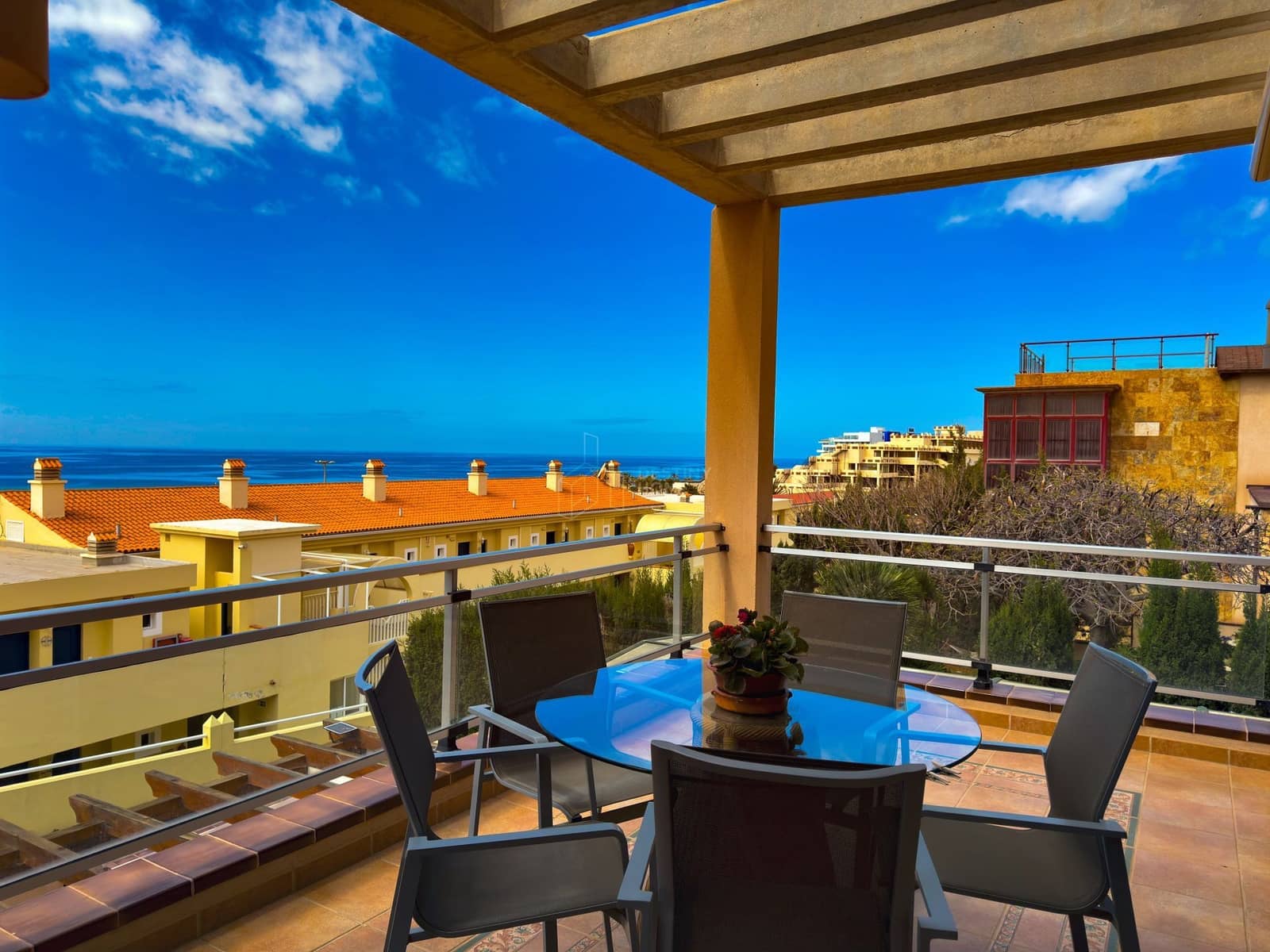 4 quarto Moradia para venda em Morro Jable com piscina garagem - 1 500 000 € (Ref: 9806183)