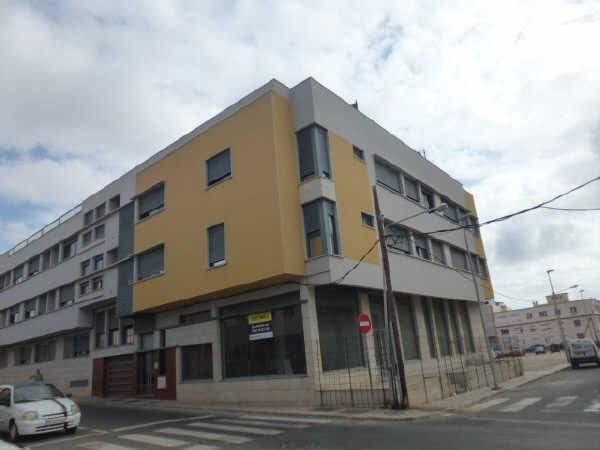 3 bedroom Flat for sale in Puerto del Rosario - € 145,000 (Ref: 9806184)