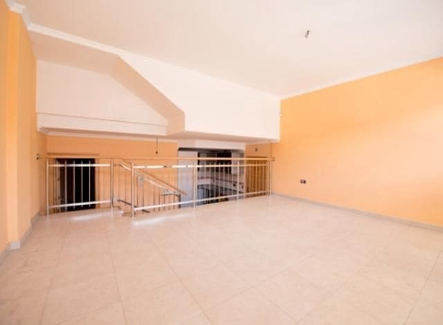 3 bedroom Flat for sale in Puerto del Rosario - € 145,000 (Ref: 9806184)