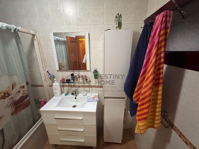 Pareado de 2 habitaciones en Corralejo, La Oliva en venta con garaje - 220.000 € (Ref: 9811301)