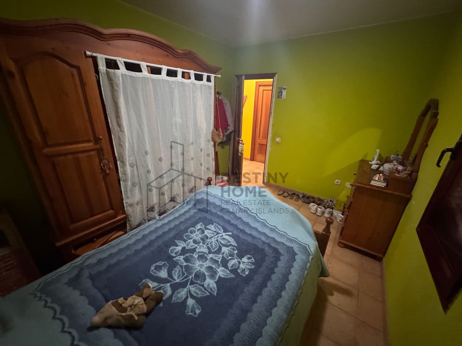 2 bedroom Semi-detached Villa for sale in Corralejo with garage - € 220,000 (Ref: 9811301)