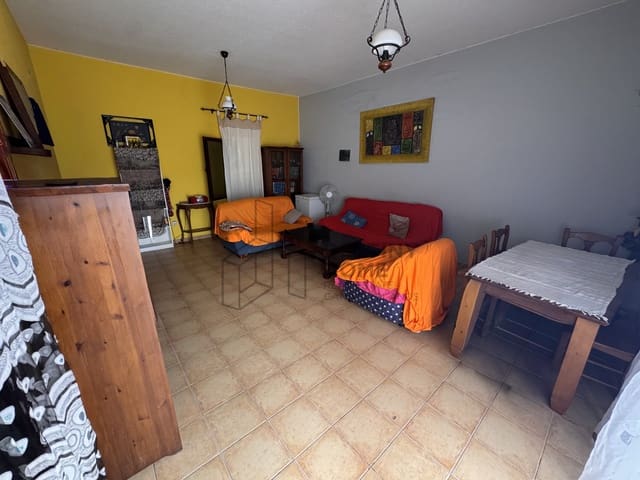 Pareado de 2 habitaciones en Corralejo, La Oliva en venta con garaje - 220.000 € (Ref: 9811301)