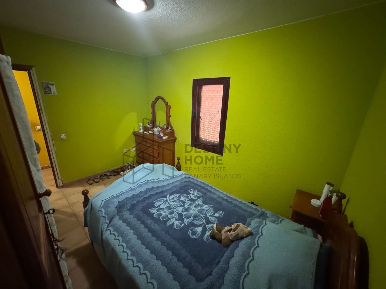 2 bedroom Semi-detached Villa for sale in Corralejo with garage - € 220,000 (Ref: 9811301)