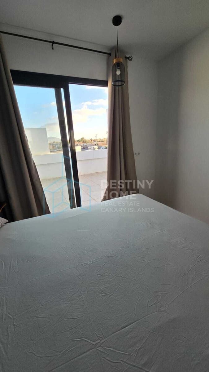 Casa de 2 habitaciones en Corralejo en venta con piscina garaje - 280.000 € (Ref: 9824629)