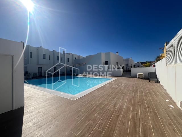 Casa de 2 habitaciones en Corralejo, La Oliva en venta con piscina garaje - 280.000 € (Ref: 9824629)