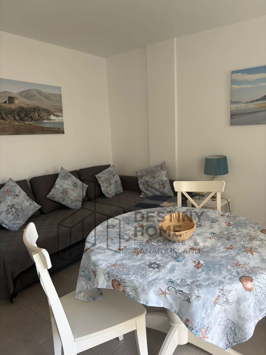 1 sovrum Lägenhet att hyra i Corralejo med pool - 1 200 € (Ref: 9830776)
