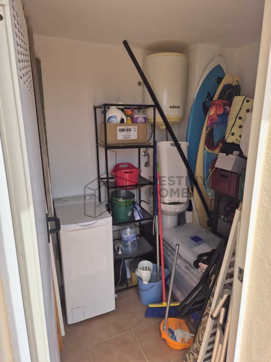 2 bedroom Flat for sale in Puerto del Rosario with garage - € 178,000 (Ref: 9830777)