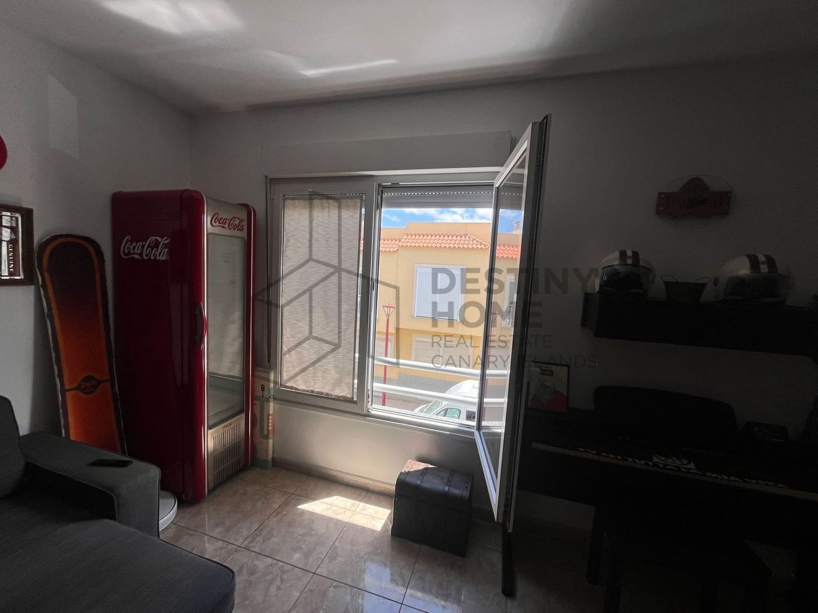 2 bedroom Flat for sale in Puerto del Rosario with garage - € 178,000 (Ref: 9830777)