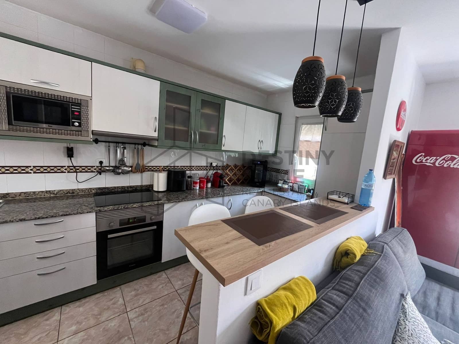 2 bedroom Flat for sale in Puerto del Rosario with garage - € 178,000 (Ref: 9830777)