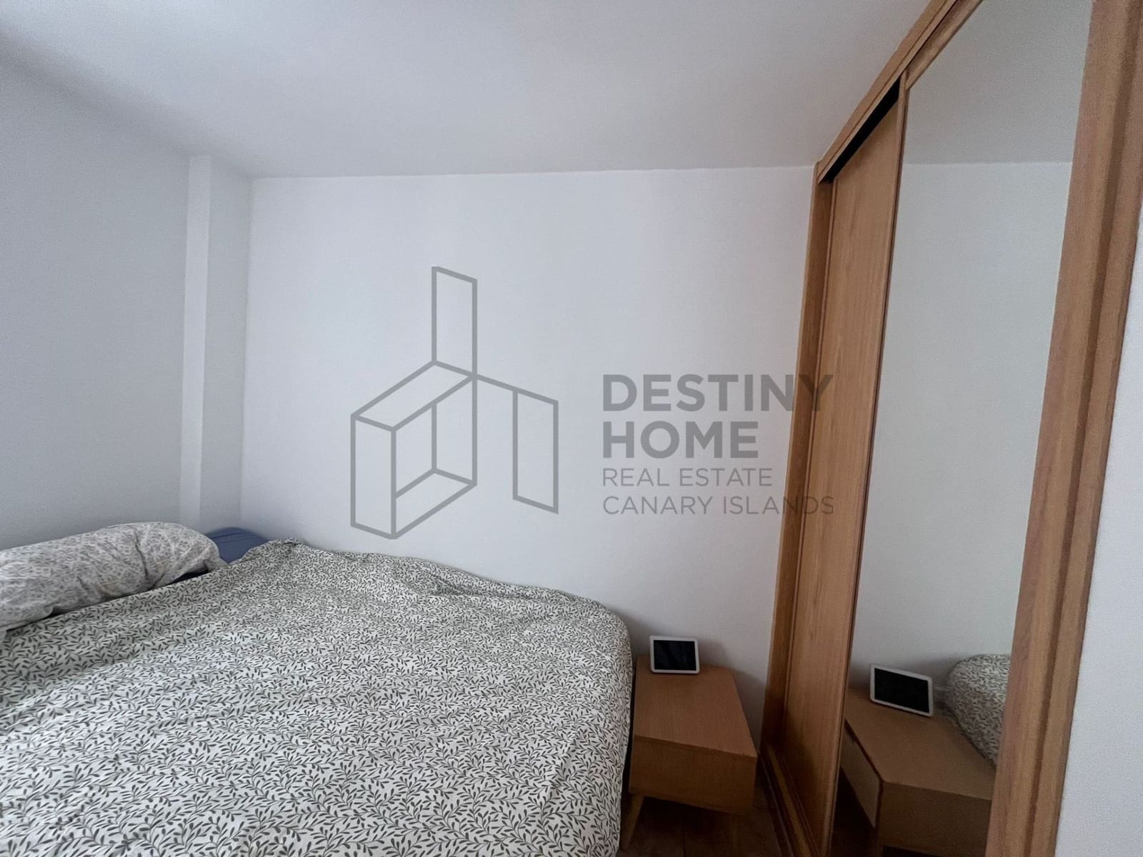 2 bedroom Flat for sale in Puerto del Rosario with garage - € 178,000 (Ref: 9830777)