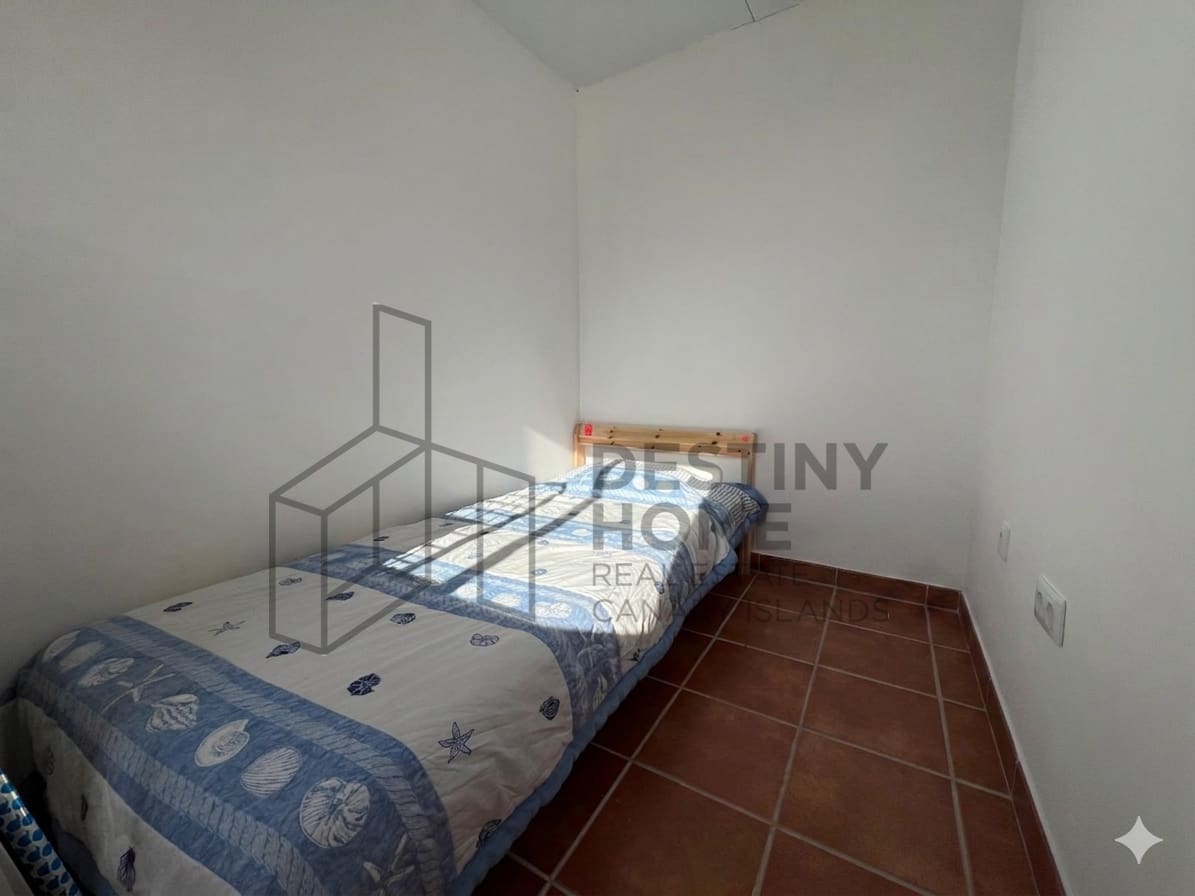 2 bedroom Townhouse for sale in Corralejo with pool garage - € 273,000 (Ref: 9835950)