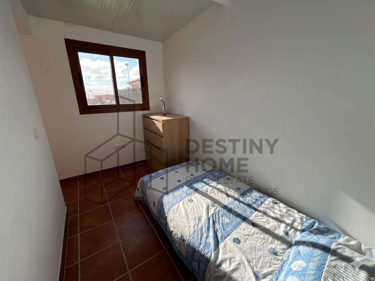 2 bedroom Townhouse for sale in Corralejo with pool garage - € 273,000 (Ref: 9835950)
