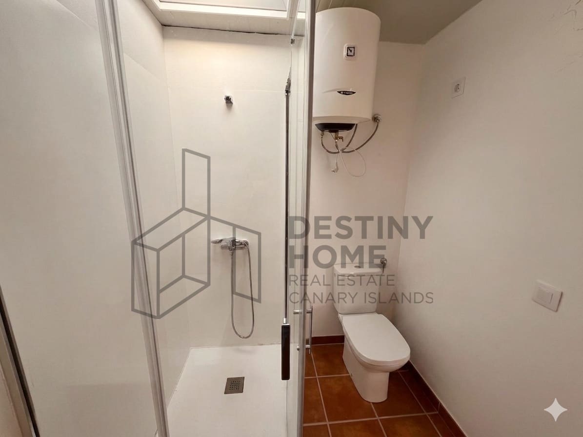 2 bedroom Townhouse for sale in Corralejo with pool garage - € 273,000 (Ref: 9835950)