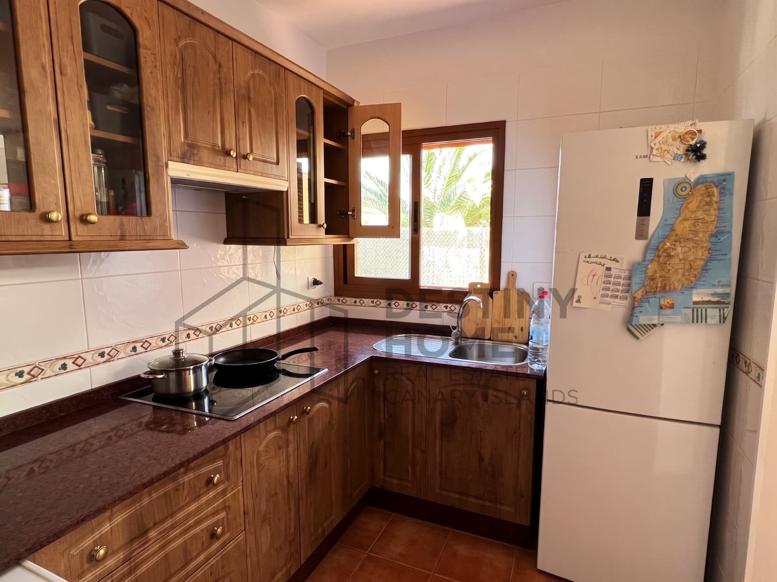 2 bedroom Townhouse for sale in Corralejo with pool garage - € 273,000 (Ref: 9835950)