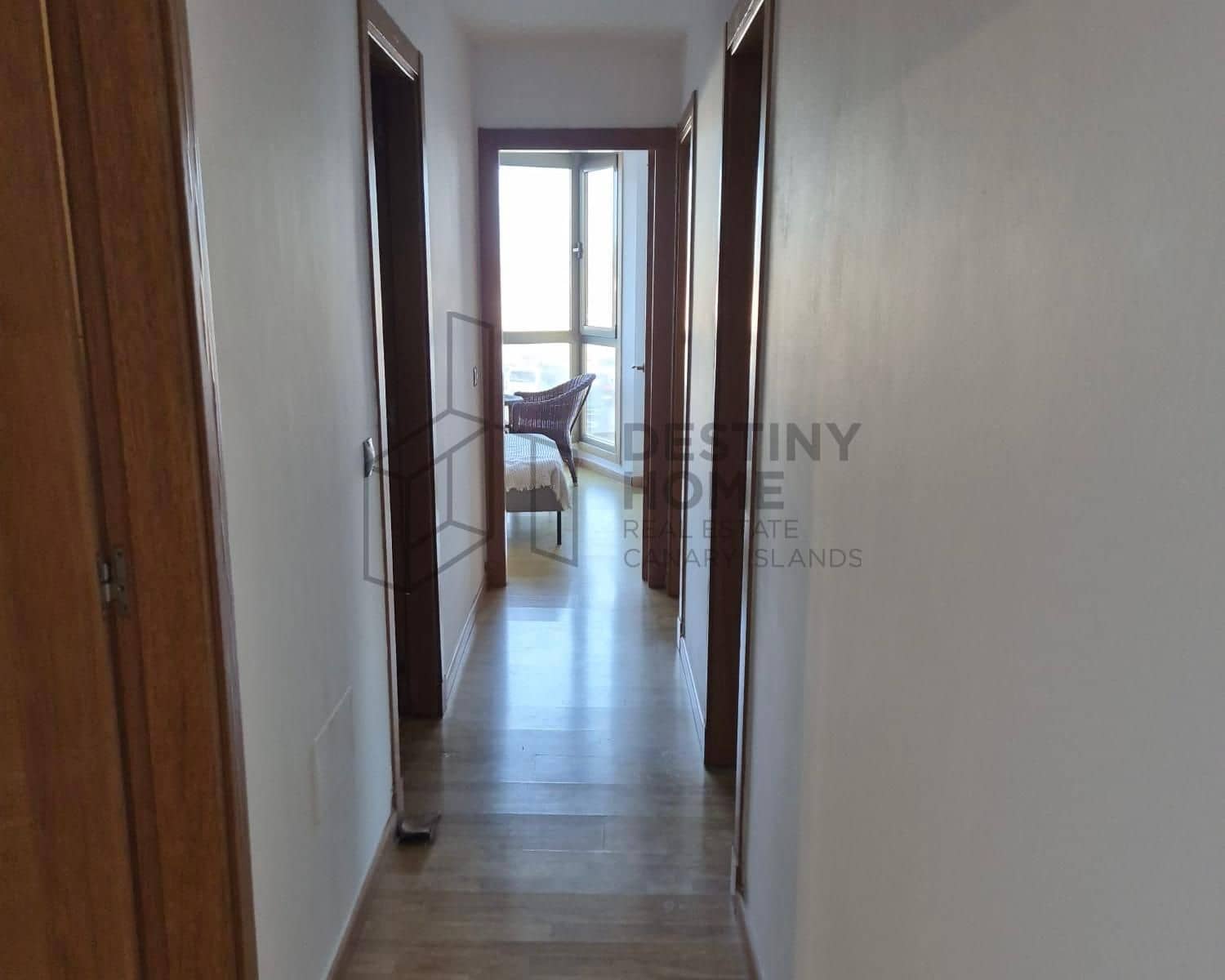 3 bedroom Flat for sale in Corralejo with garage - € 297,000 (Ref: 9842643)