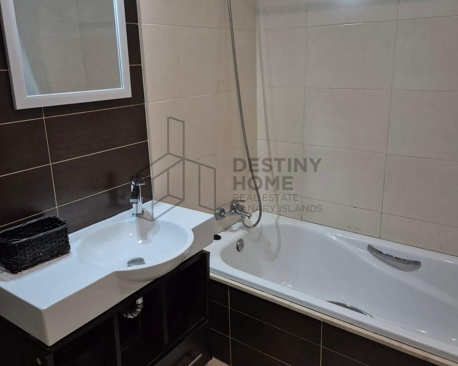 3 bedroom Flat for sale in Corralejo with garage - € 297,000 (Ref: 9842643)