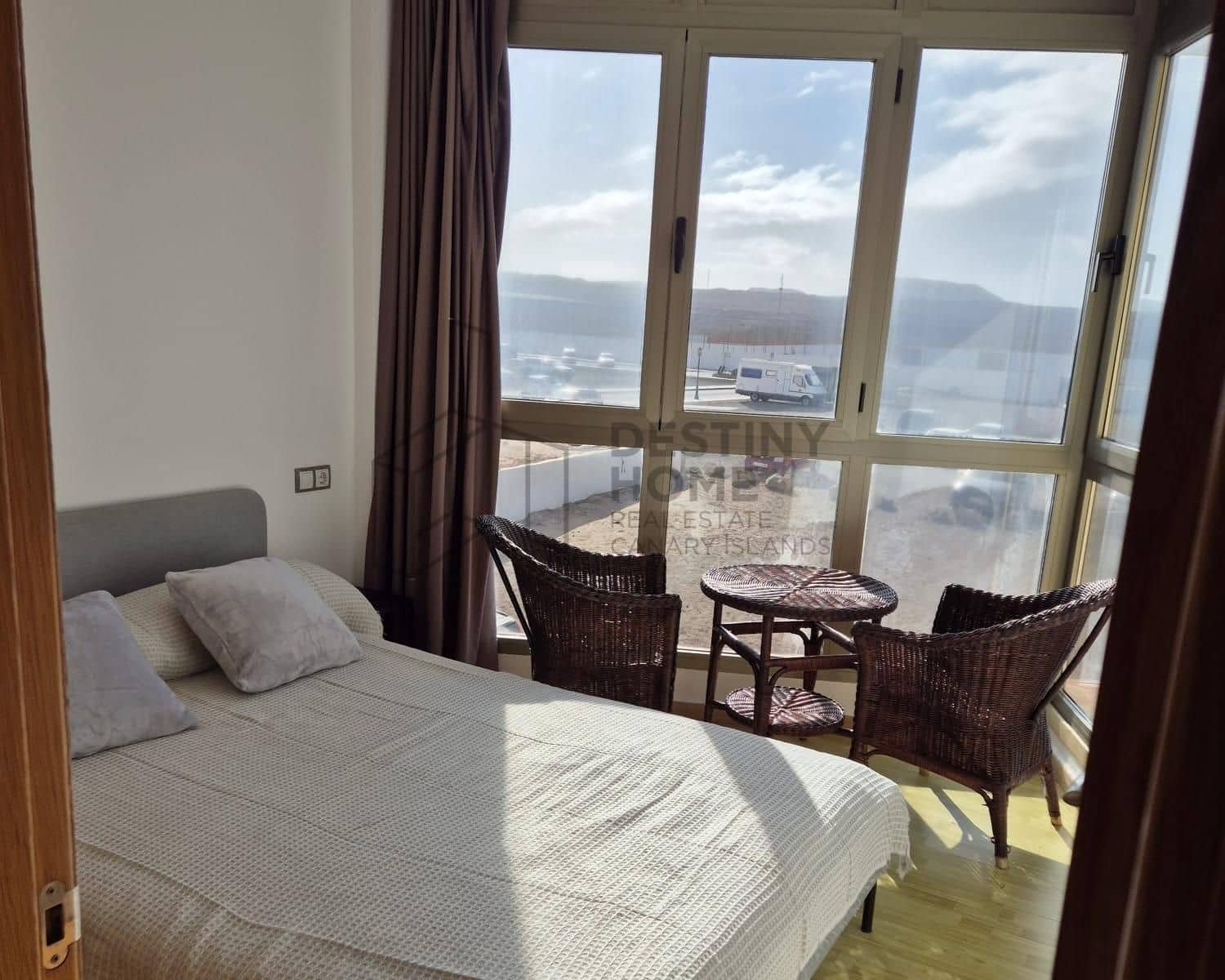 3 bedroom Flat for sale in Corralejo with garage - € 297,000 (Ref: 9842643)