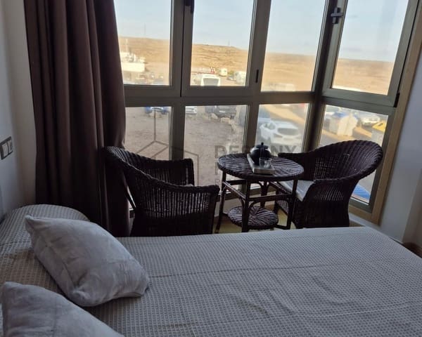 3 soverom Leilighet til salgs i Corralejo, La Oliva med garasje - € 297 000 (Ref: 9842643)