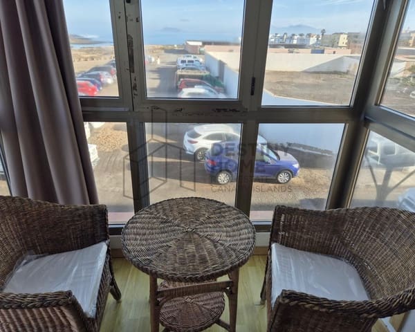 3 soverom Leilighet til salgs i Corralejo, La Oliva med garasje - € 297 000 (Ref: 9842643)