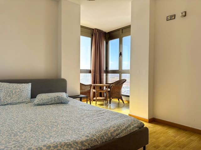 3 sypialnia Mieszkanie na sprzedaż w Corralejo, La Oliva z garażem - 297 000 € (Ref: 9842643)