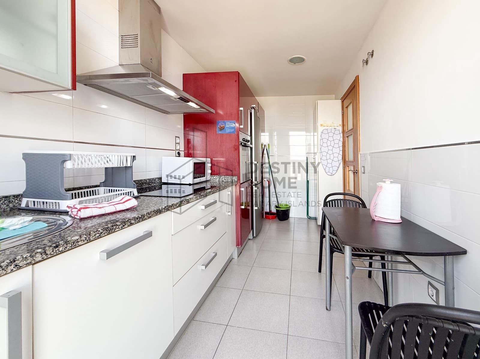 3 soveværelse Lejlighed til salg i Corralejo med garage - € 297.000 (Ref: 9842643)