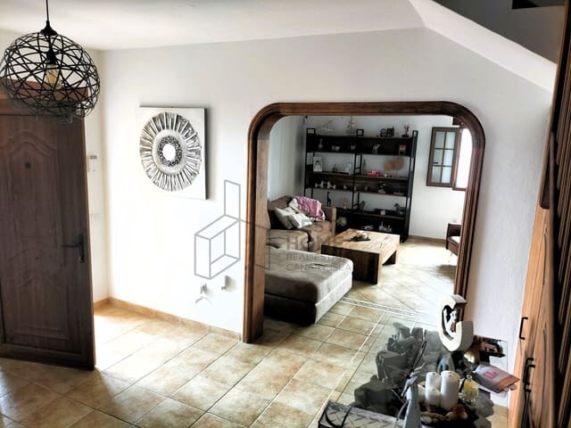 3 quarto Moradia para venda em Lajares, La Oliva com piscina garagem - 775 000 € (Ref: 9849072)
